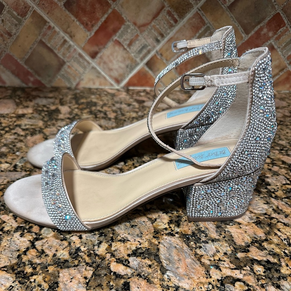 Betsey Johnson Hale Rhinestone Sandals Size 10